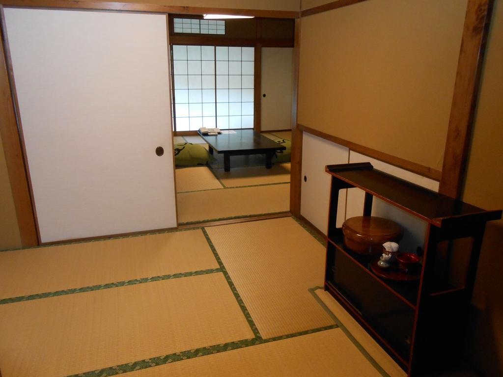 Arai Ryokan Shizuoka Habitación foto